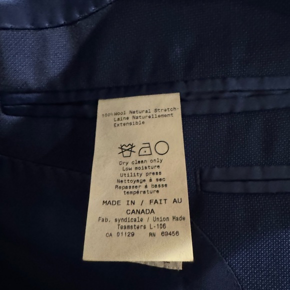 Joseph Abboud blue suit. 46L - Picture 7 of 9